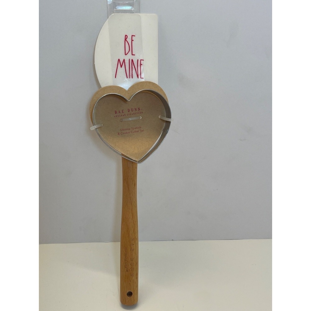 Rae Dunn spatula silicone, and cookie cutter set "Be MINE" NEW"